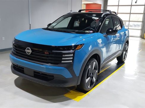 New 2026 Nissan Kicks SR w/ Illumination Package image 18