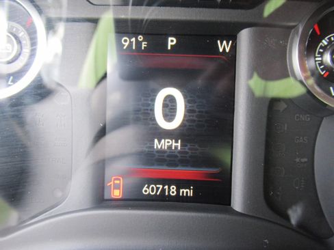 Used 2021 RAM 1500 Big Horn RWD image 27