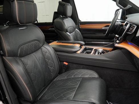 Certified 2024 Jeep Grand Wagoneer Series III w/ Rear Seat Video Group 1 image 53