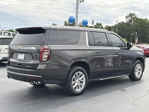 Used 2021 Chevrolet Suburban Premier RWD image 27