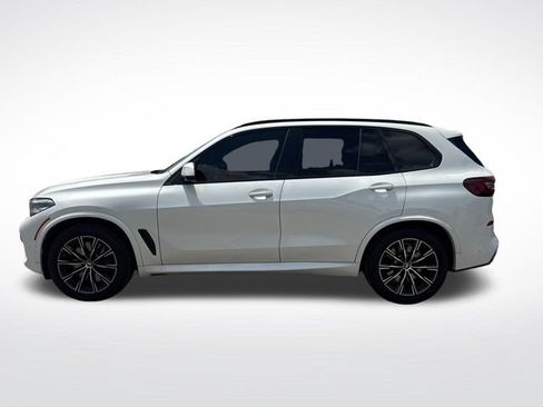 Used 2021 BMW X5 M50i AWD/4WD image 2