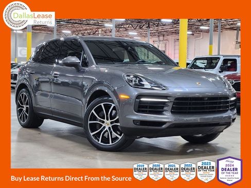Used 2022 Porsche Cayenne image 1