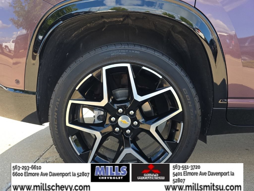 Used 2026 Chevrolet Traverse High Country w/ LPO, Floor Liner Package FWD image 25
