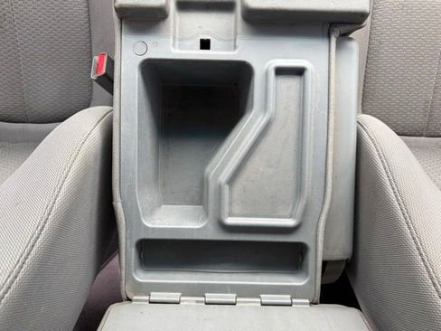 Used 2014 Ford F150 XLT AWD/4WD image 27