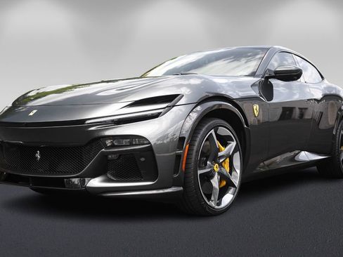 Used 2026 Ferrari Purosangue image 7