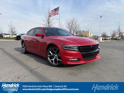 Used 2016 Dodge Charger R/T w/ Navigation & Travel Group