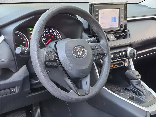 Used 2022 Toyota RAV4 XLE w/ Convenience Package FWD image 9