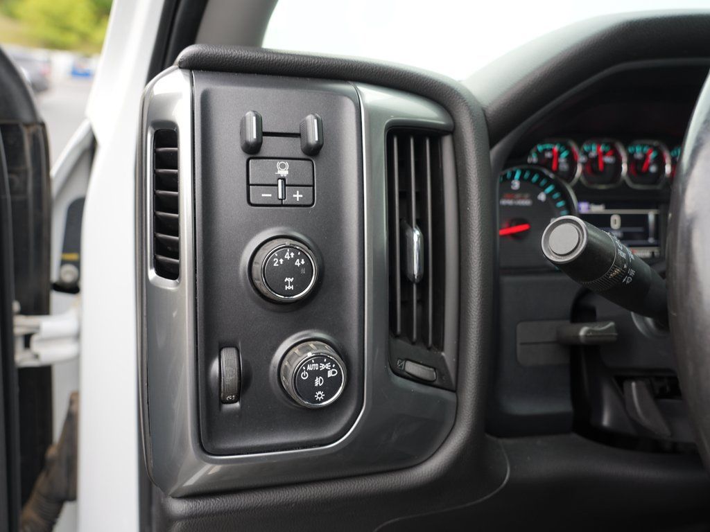 Certified 2016 Chevrolet Silverado 2500 LT w/ LT Convenience Package AWD/4WD image 16