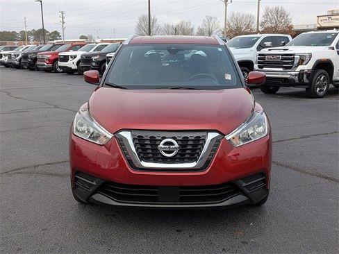 Used 2020 Nissan Kicks SV image 8