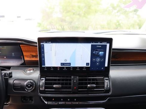 Used 2023 Lincoln Navigator L Black Label AWD/4WD image 18