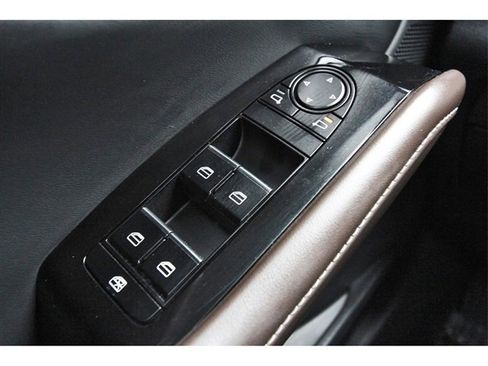 Used 2022 MAZDA CX-30 2.5 Turbo w/ Premium Plus Pkg image 19