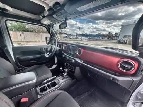 Used 2019 Jeep Wrangler Unlimited Rubicon w/ Safety Group image 28