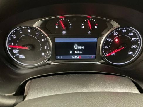 Used 2024 GMC Terrain AT4 w/ Tech Package AWD/4WD image 28
