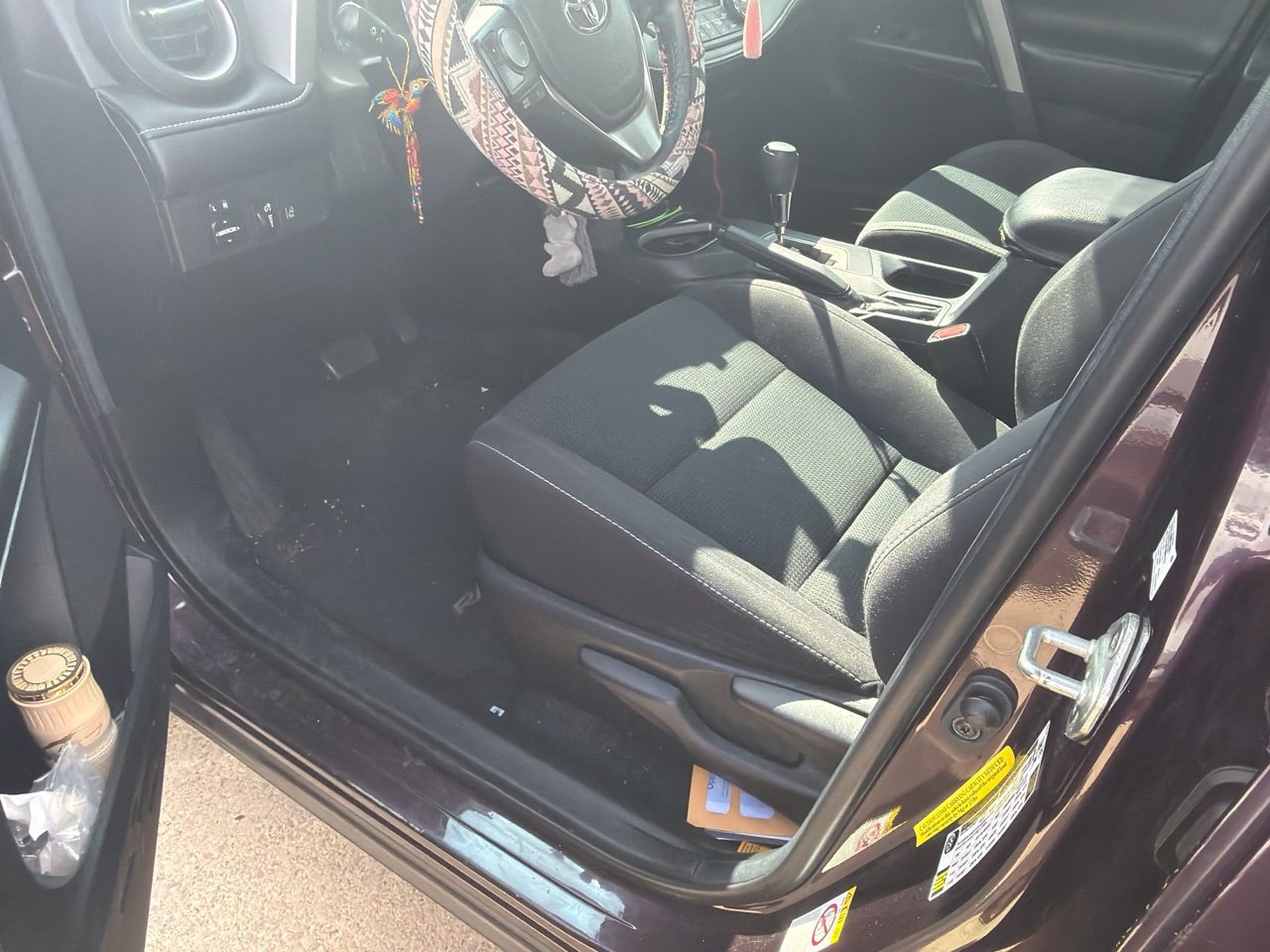Used 2018 Toyota RAV4 XLE w/ Plus Extra Value Package FWD image 7