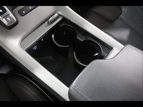 Certified 2024 Hyundai Palisade SEL FWD image 16