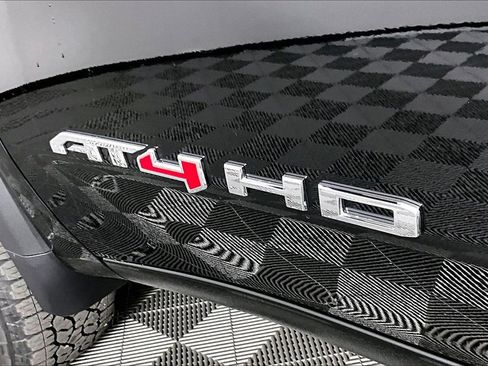 New 2026 GMC Sierra 2500 AT4 image 10