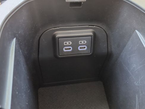 Certified 2023 Toyota RAV4 XLE Premium AWD/4WD image 38