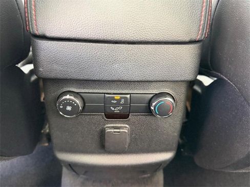 Used 2017 Ford Explorer Sport image 11