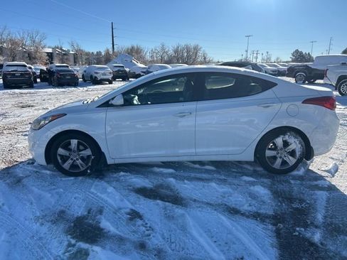 Used 2013 Hyundai Elantra GLS w/ Preferred Pkg image 2