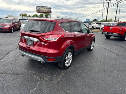 Used 2015 Ford Escape Titanium FWD image 4
