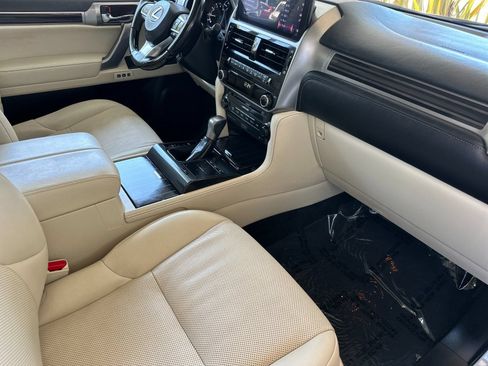 Used 2023 Lexus GX 460 Premium w/ Premium Plus Package AWD/4WD image 18
