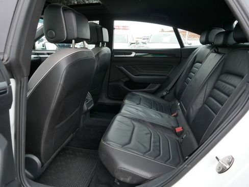 Used 2023 Volkswagen Arteon SEL w/ Arteon MDO Package image 17