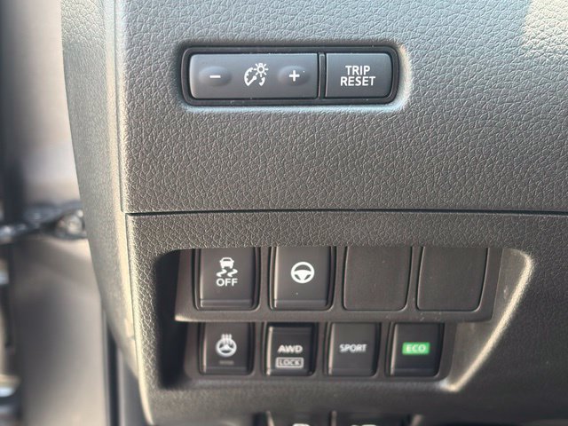 Used 2022 Nissan Rogue Sport SV w/ Technology Package AWD/4WD image 27