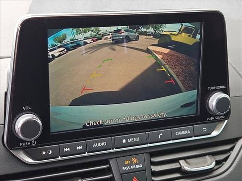 Certified 2025 Nissan Altima 2.5 S FWD image 15