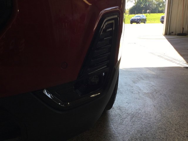 Used 2022 GMC Acadia SLT w/ Elevation Edition AWD/4WD image 8