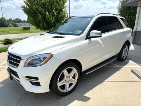 Used 2014 Mercedes-Benz ML 550 4MATIC image 4
