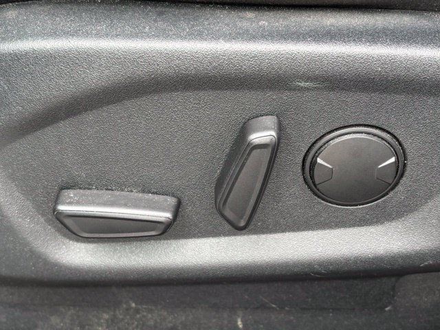 Used 2019 Ford Explorer Limited w/ Class III Trailer Tow Package AWD/4WD image 9