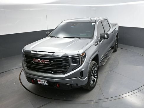 Used 2023 GMC Sierra 1500 AT4 w/ Technology Package AWD/4WD image 27