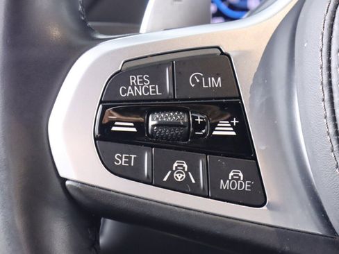 Used 2020 BMW X5 M50i image 12