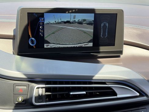 Used 2016 BMW i8 AWD/4WD image 25