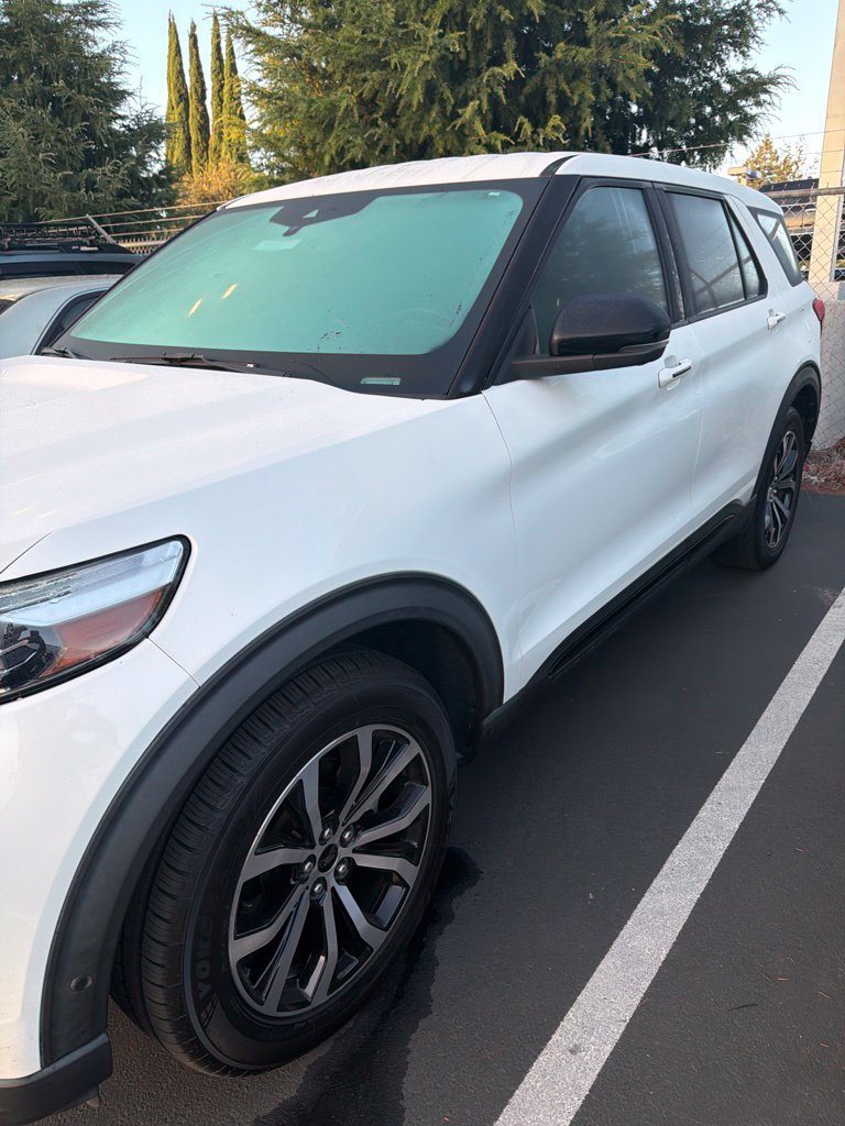 Used 2021 Ford Explorer ST w/ Equipment Group 401A AWD/4WD image 2