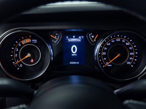 Used 2023 Jeep Wrangler Freedom Edition image 2