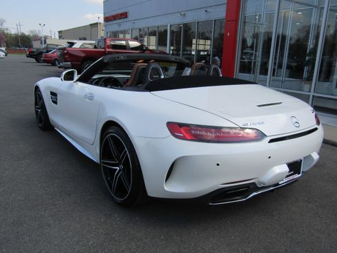 Used 2018 Mercedes-Benz AMG GT C image 8