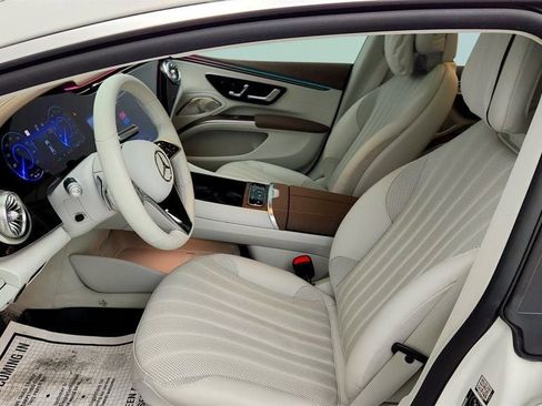 Used 2023 Mercedes-Benz EQS 580 4MATIC Sedan w/ Exclusive Trim Package image 20