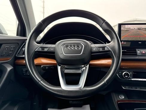 Used 2023 Audi Q5 2.0T Premium Plus w/ Premium Plus Package AWD/4WD image 19