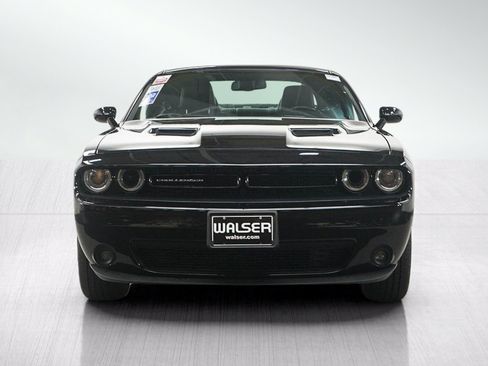 Used 2018 Dodge Challenger GT w/ Driver Convenience Group AWD/4WD image 8
