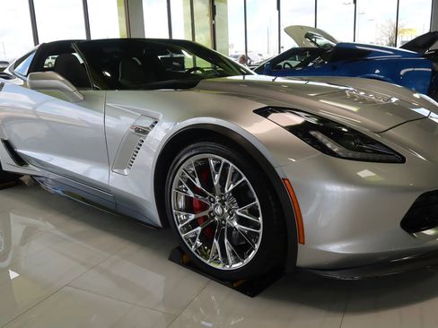 Used 2017 Chevrolet Corvette Z06 RWD image 11