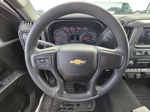 Used 2025 Chevrolet Silverado 2500 Custom w/ Custom Value Package image 14