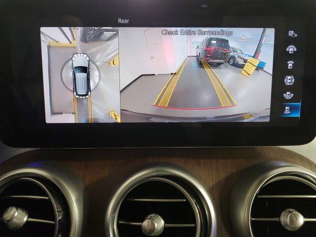 Used 2021 Mercedes-Benz GLC 300 4MATIC image 26