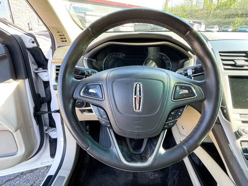 Used 2017 Lincoln MKZ Reserve w/ Climate Package image 11