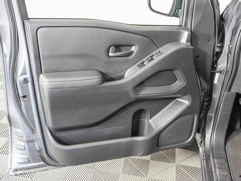 Used 2022 Nissan Frontier S w/ Technology Package image 20