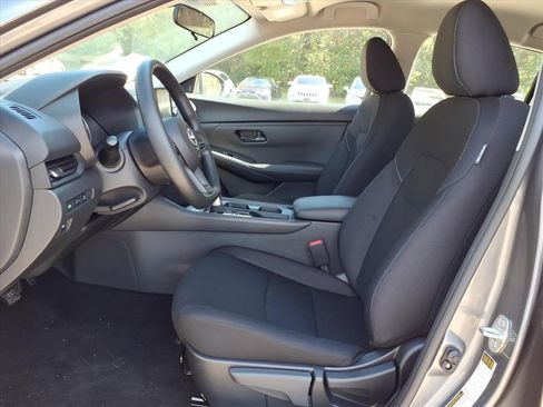 New 2025 Nissan Sentra S image 11