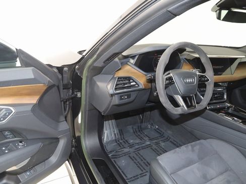 Used 2023 Audi e-tron GT Premium Plus image 59