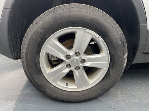 Used 2020 Chevrolet Trax LS w/ Tint and Cruise Package image 16