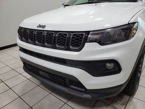New 2026 Jeep Compass Latitude AWD/4WD image 28