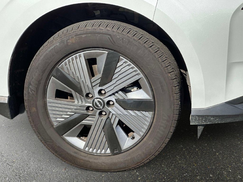 Used 2025 Nissan Murano SL AWD/4WD image 9
